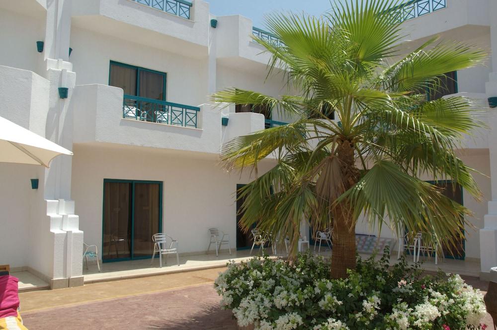 Sharm Cliff Resort Exteriör bild