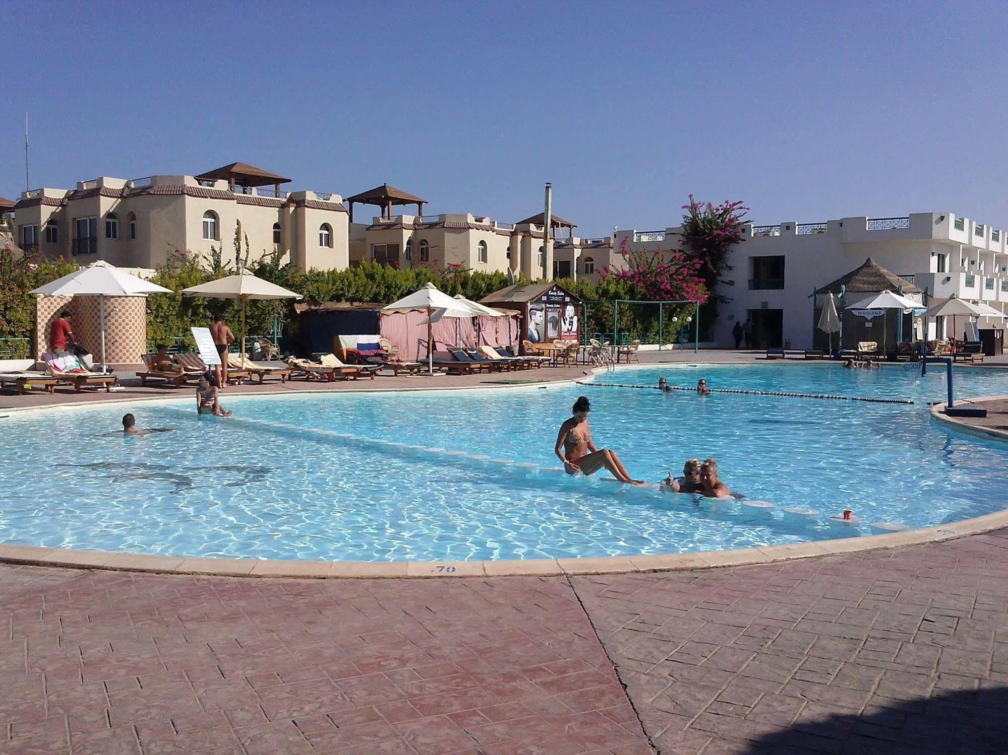 Sharm Cliff Resort Exteriör bild